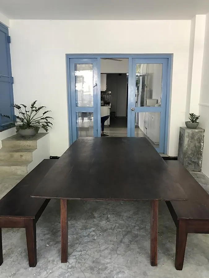 Lanka Hostels Colombo Lhc